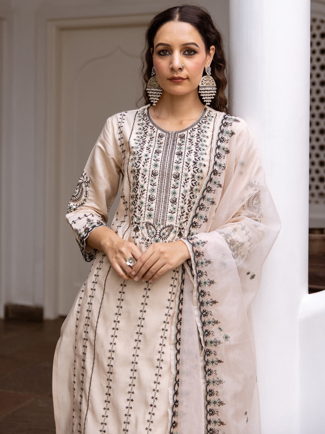 Indo Era Off White Embroidered Straight Kurta Trousers With Dupatta Set