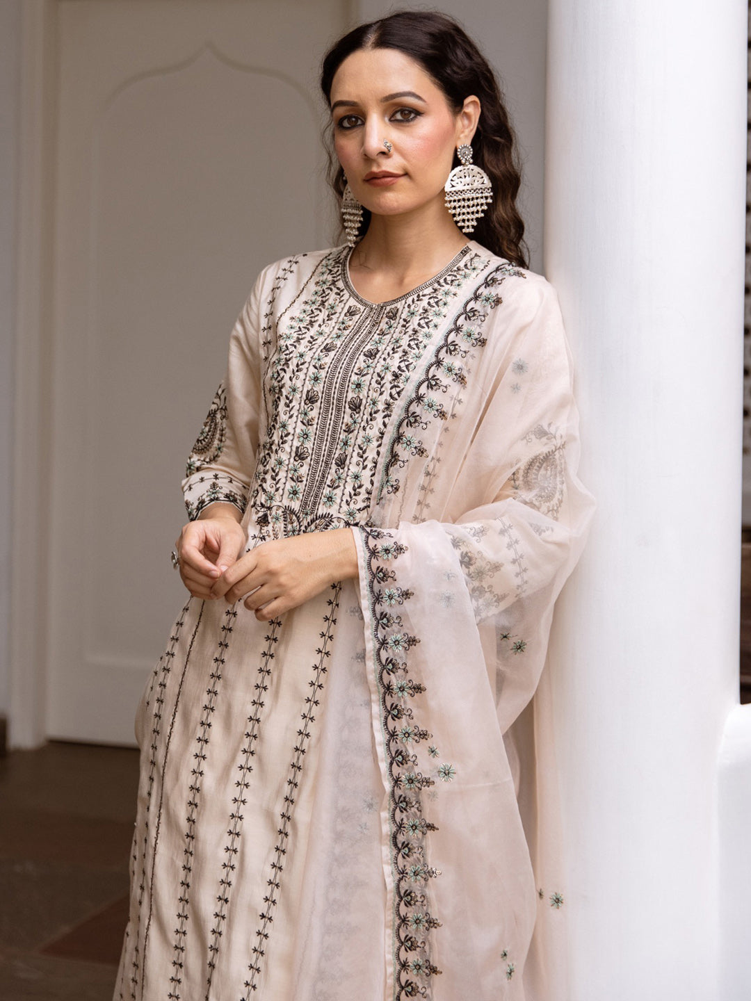 Indo Era Off White Embroidered Straight Kurta Trousers With Dupatta Set