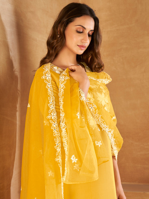 Ethnic Wear, Ethnic Dress, Valentine's Day, Valentine, Red valentine, Red Kurta sets, Red Dresses, Dress for Holi, Outfit ideas, New Dresses, Trending outfits, Valentine special, valentine week, valentine 2025, The Holiday, Dress ideas, Trusted Brands, New Clothing brands, Myntra, Mytra Dresses, Outfits, Women Outfits, Girls Outfits, Women Dresses, Women special, Girls Dresses, For Women, Gift Ideas, Libas Dresses, Wforwomen, The Loom, Janasya, Together AI, AI, Nature images, Nature, The month of love