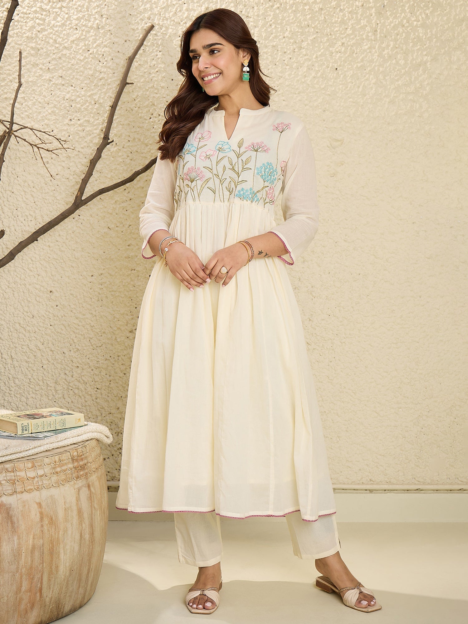 Holi, Id-ul-Fitr  ,Gudi Padwa  ,Maha Shivaratri ,Dresses for holi ,Pakistani suits ,Holi outfit ,Kurta sets with dupatta ,Anarkali suits ,Printed maxi dresses, Indo-western dresses ,Cotton Dress ,Floral Dress, Ethnic Wear, Ethnic Dresses, Red suits, Suits, Kurtas, Myntra Finds, New Designs, New Arrivals, Trending Dress, Ethnic Look, Bridal look, aacho, Love season, Libas, Aurelia, indya, Shalwar kameez, Salwar, Sword, Sherwani, Teal, Crop top, Anarkali, Floral design,