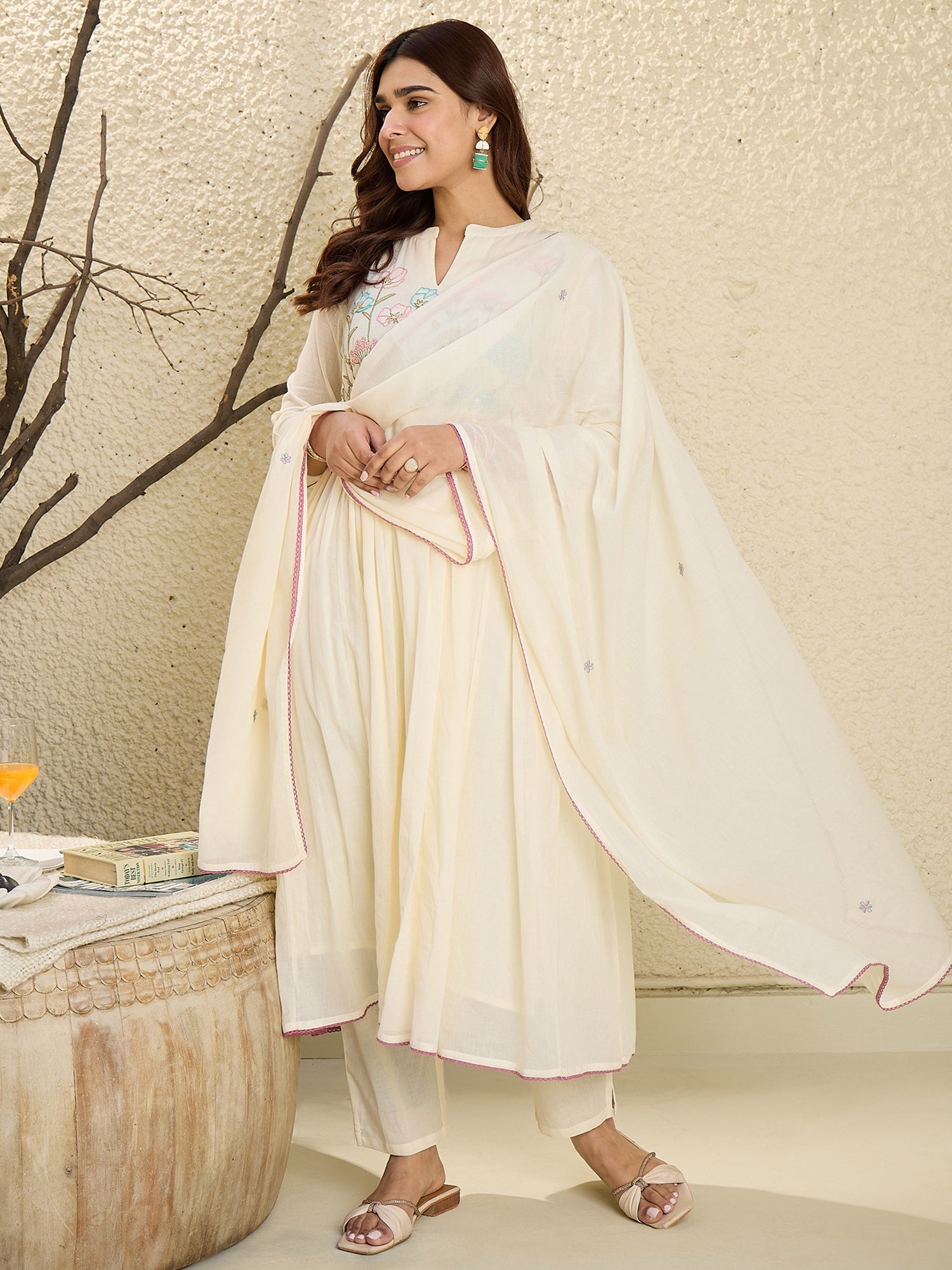 Holi, Id-ul-Fitr  ,Gudi Padwa  ,Maha Shivaratri ,Dresses for holi ,Pakistani suits ,Holi outfit ,Kurta sets with dupatta ,Anarkali suits ,Printed maxi dresses, Indo-western dresses ,Cotton Dress ,Floral Dress, Ethnic Wear, Ethnic Dresses, Red suits, Suits, Kurtas, Myntra Finds, New Designs, New Arrivals, Trending Dress, Ethnic Look, Bridal look, aacho, Love season, Libas, Aurelia, indya, Shalwar kameez, Salwar, Sword, Sherwani, Teal, Crop top, Anarkali, Floral design,