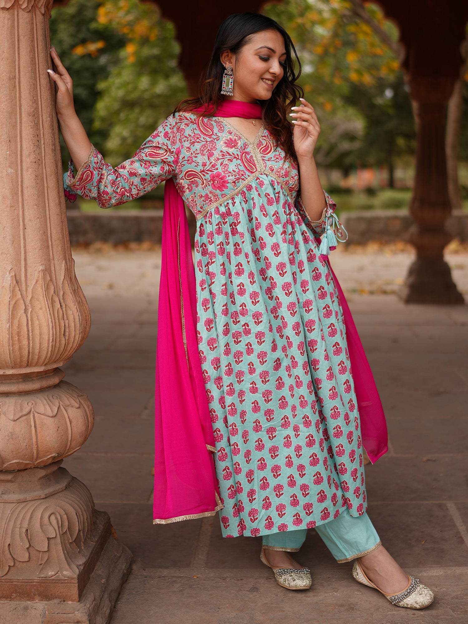Indo Era Sea Green Floral Printed Empire Pure Cotton Kurta with Trousers & With Dupatta