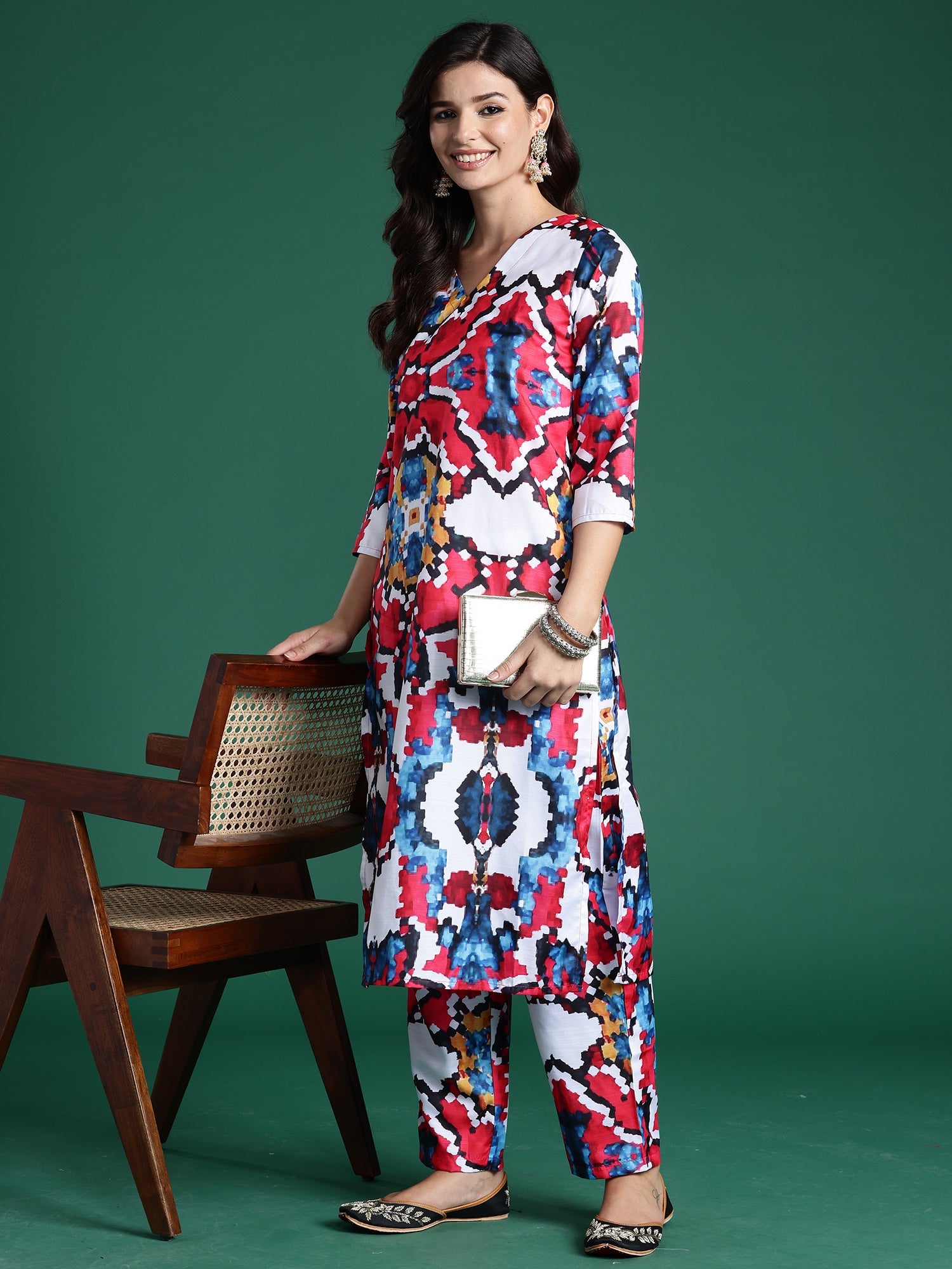 Holi, Id-ul-Fitr  ,Gudi Padwa  ,Maha Shivaratri ,Dresses for holi ,Pakistani suits ,Holi outfit ,Kurta sets with dupatta ,Anarkali suits ,Printed maxi dresses, Indo-western dresses ,Cotton Dress ,Floral Dress, Ethnic Wear, Ethnic Dresses, Red suits, Suits, Kurtas, Myntra Finds, New Designs, New Arrivals, Trending Dress, Ethnic Look, Bridal look, aacho, Love season, Libas, Aurelia, indya, Shalwar kameez, Salwar, Sword, Sherwani, Teal, Crop top, Anarkali, Floral design,