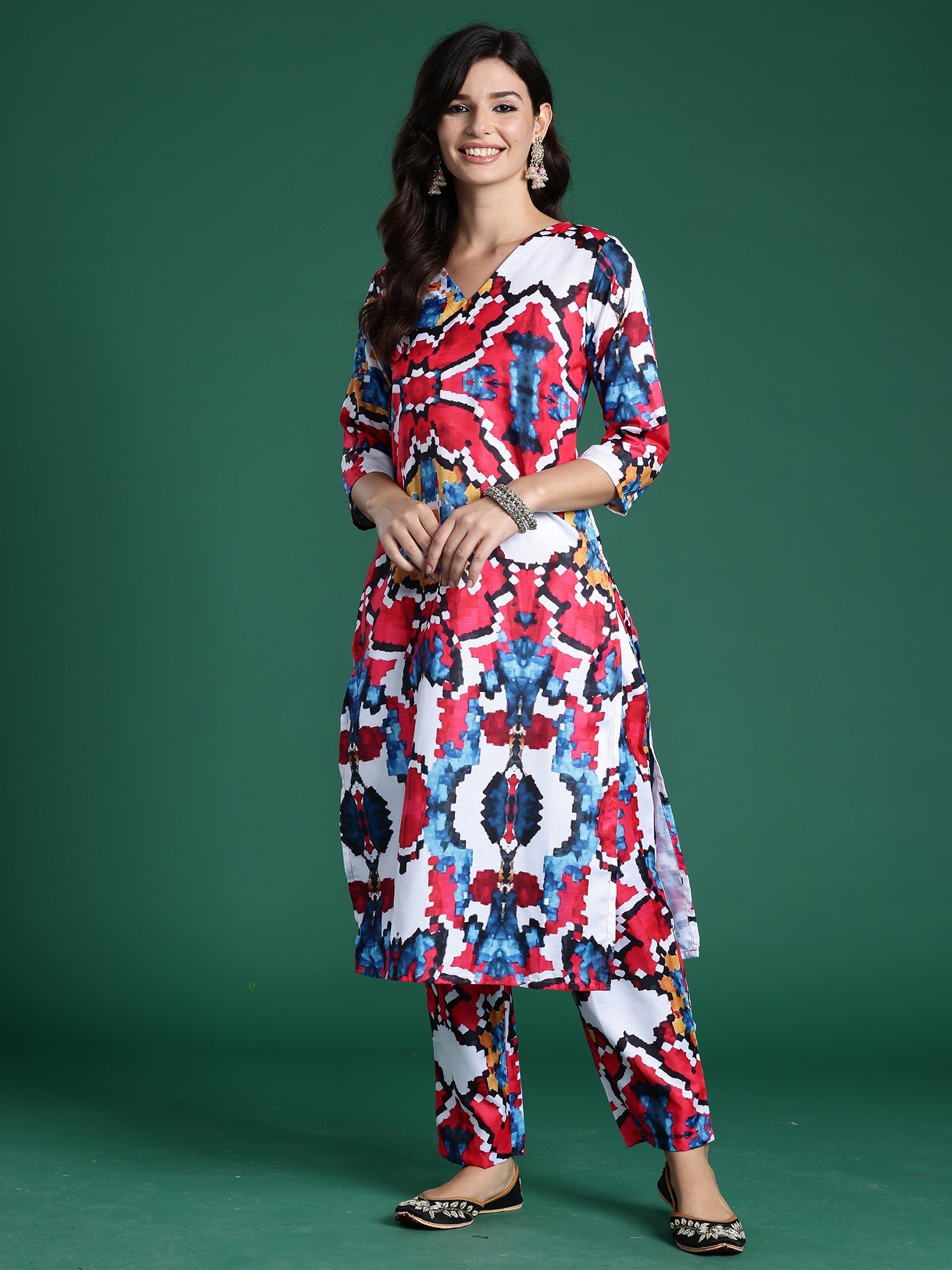 Holi, Id-ul-Fitr  ,Gudi Padwa  ,Maha Shivaratri ,Dresses for holi ,Pakistani suits ,Holi outfit ,Kurta sets with dupatta ,Anarkali suits ,Printed maxi dresses, Indo-western dresses ,Cotton Dress ,Floral Dress, Ethnic Wear, Ethnic Dresses, Red suits, Suits, Kurtas, Myntra Finds, New Designs, New Arrivals, Trending Dress, Ethnic Look, Bridal look, aacho, Love season, Libas, Aurelia, indya, Shalwar kameez, Salwar, Sword, Sherwani, Teal, Crop top, Anarkali, Floral design,