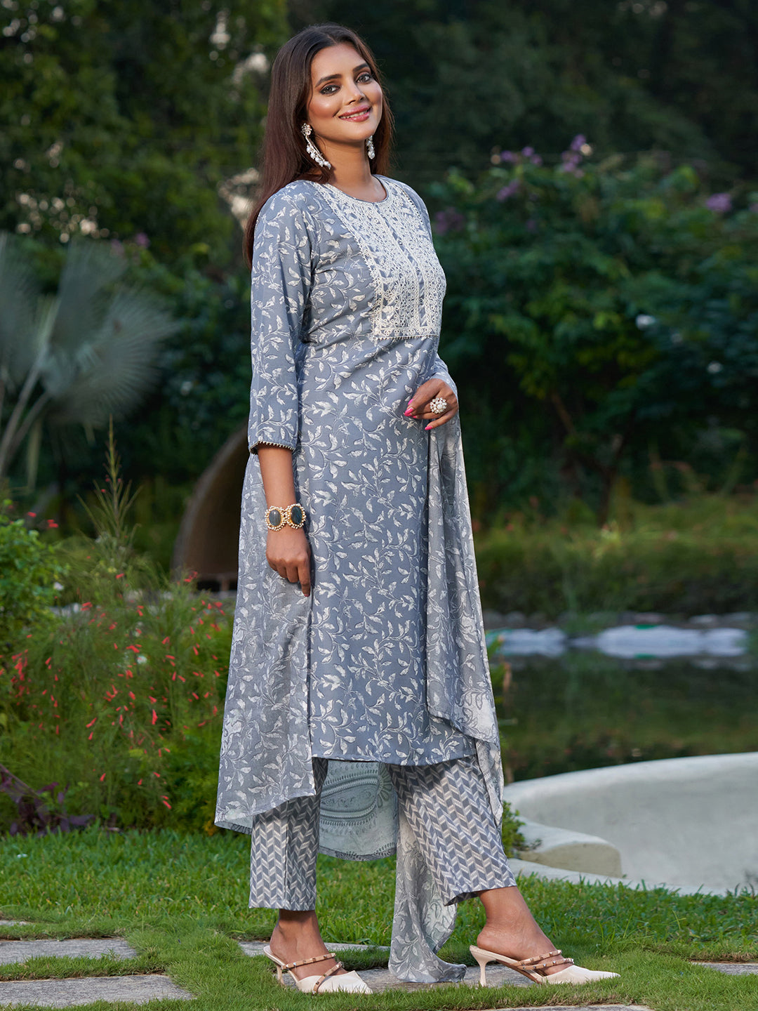 Suitsforwomen, womensuit, cottonsuits, partysuitsforwomen, dressforwomen, pakistanisuits, weddingsuits, womensuitsonline, myntrasuits, designersuitsforwomen, bestsuitforwomen, whitesuitsforwomen, clothingonlinesites, clothingbrand, RakshaBandhan, Newfashion, rakshabandhan gift, rakshabandhan suit, rakshabandhangiftsister, rakshabandhankurtaset, rakshabandhan dress for women, festive ethnic, festivekurtaset, festivesuits, casual wear women, partydresswomen, weddingkurtisforwomen, weddingwearsuit, libassuit