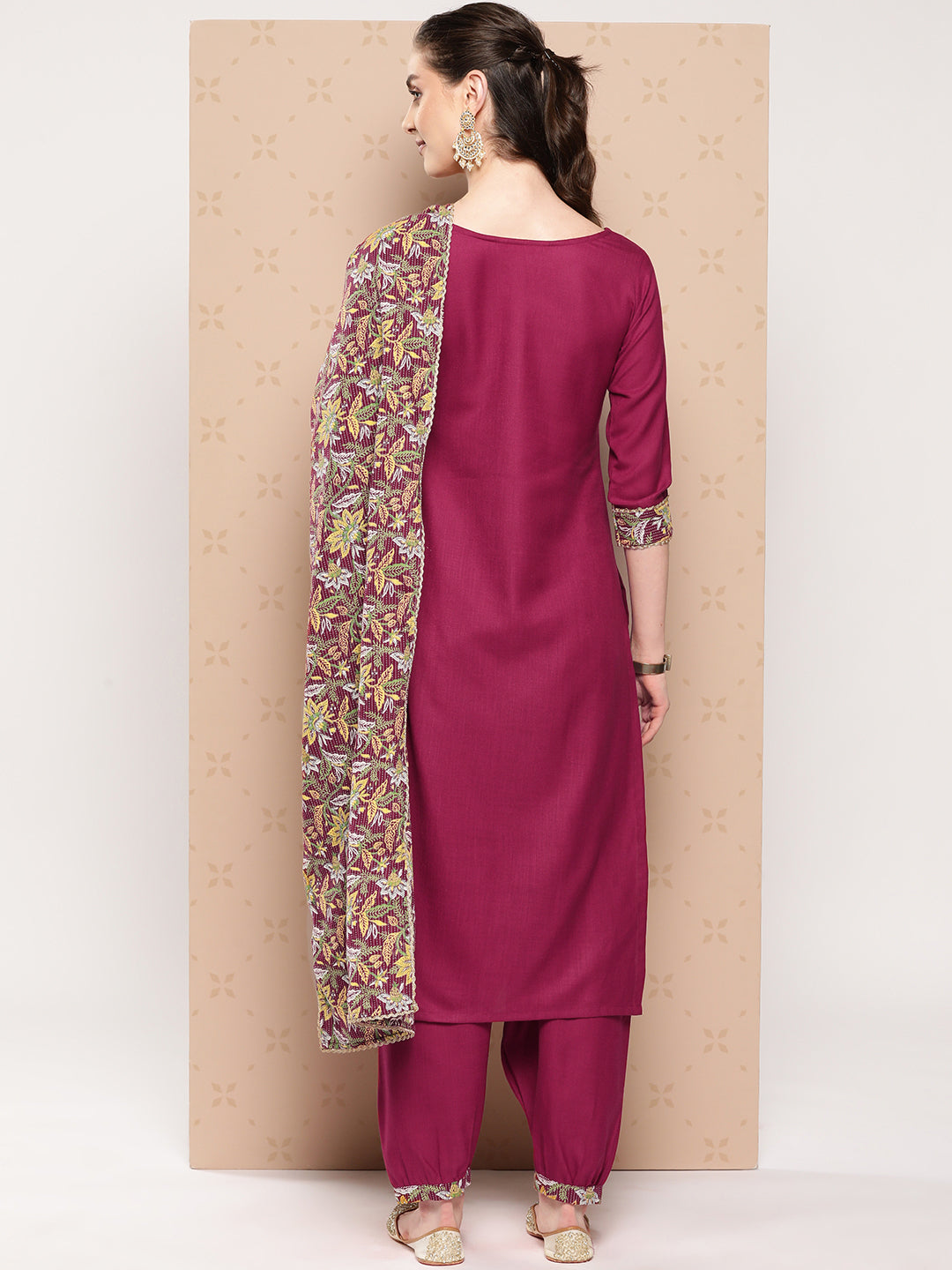 holi outfit for women, holi outfit ideas, holi outfit for men, holi outfit for girls, holi outfit for baby girl, holi outfit for baby boy, holi outfit pinterest, holi outfit ideas men, holi outfits for kids, Eid Outfits, Eid Collection, New Kurta Sets, Salwar Suits for Eid, women's day outfit ideas, women's day outfits, Co-Ords, V-Neck dresses, Round Neck suits, Cotton Kurta Sets, Heavy Outfits For Eid, Pakistani Outfits, Pakistani Kurta Sets, Pakistani Dresses for women