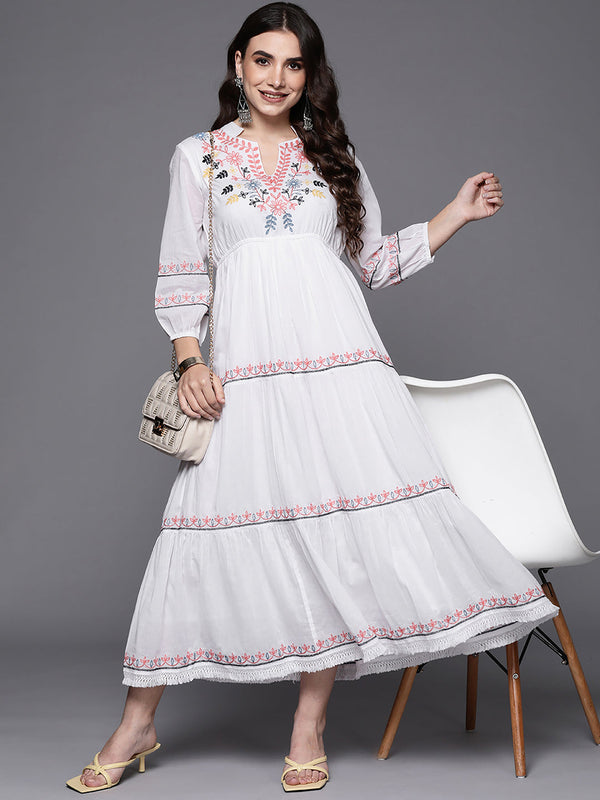 holi outfit for women, holi outfit ideas, holi outfit for men, holi outfit for girls, holi outfit for baby girl, holi outfit for baby boy, holi outfit pinterest, holi outfit ideas men, holi outfits for kids, Eid Outfits, Eid Collection, New Kurta Sets, Salwar Suits for Eid, women's day outfit ideas, women's day outfits, Co-Ords, V-Neck dresses, Round Neck suits, Cotton Kurta Sets, Heavy Outfits For Eid, Pakistani Outfits, Pakistani Kurta Sets, Pakistani Dresses for women