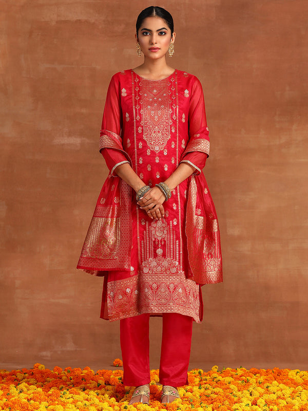 holi outfit for women, holi outfit ideas, holi outfit for men, holi outfit for girls, holi outfit for baby girl, holi outfit for baby boy, holi outfit pinterest, holi outfit ideas men, holi outfits for kids, Eid Outfits, Eid Collection, New Kurta Sets, Salwar Suits for Eid, women's day outfit ideas, women's day outfits, Co-Ords, V-Neck dresses, Round Neck suits, Cotton Kurta Sets, Heavy Outfits For Eid, Pakistani Outfits, Pakistani Kurta Sets, Pakistani Dresses for women