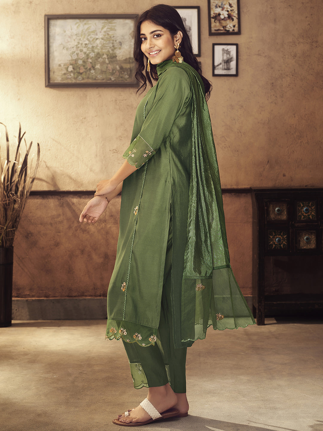 Bottle Green Abstract Print Kurta Set With Trousers