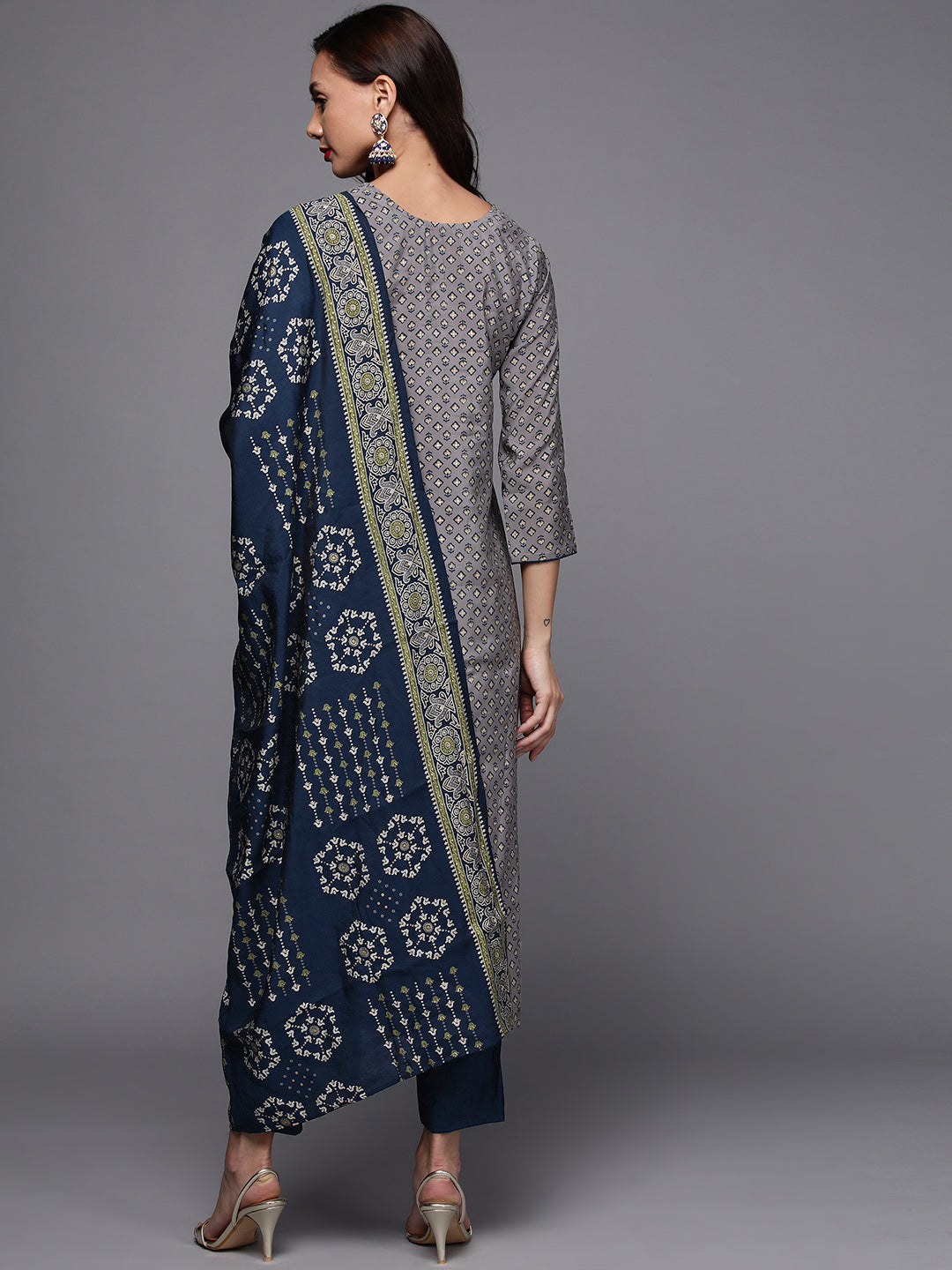 Suitsforwomen, womensuit, cottonsuits, partysuitsforwomen, dressforwomen, pakistanisuits, weddingsuits, womensuitsonline, myntrasuits, designersuitsforwomen, bestsuitforwomen, whitesuitsforwomen, clothingonlinesites, clothingbrand, RakshaBandhan, Newfashion, rakshabandhan gift, rakshabandhan suit, rakshabandhangiftsister, rakshabandhankurtaset, rakshabandhan dress for women, festive ethnic, festivekurtaset, festivesuits, casual wear women, partydresswomen, weddingkurtisforwomen, weddingwearsuit, libassuit