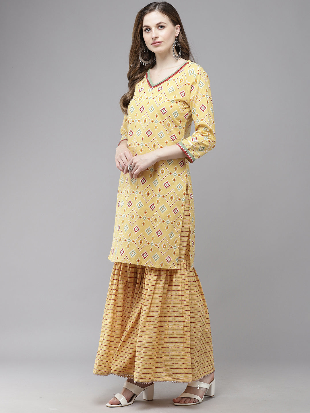 Suitsforwomen, womensuit, cottonsuits, partysuitsforwomen, dressforwomen, pakistanisuits, weddingsuits, womensuitsonline, myntrasuits, designersuitsforwomen, bestsuitforwomen, whitesuitsforwomen, clothingonlinesites, clothingbrand, RakshaBandhan, Newfashion, rakshabandhan gift, rakshabandhan suit, rakshabandhangiftsister, rakshabandhankurtaset, rakshabandhan dress for women, festive ethnic, festivekurtaset, festivesuits, casual wear women, partydresswomen, weddingkurtisforwomen, weddingwearsuit, libassuit