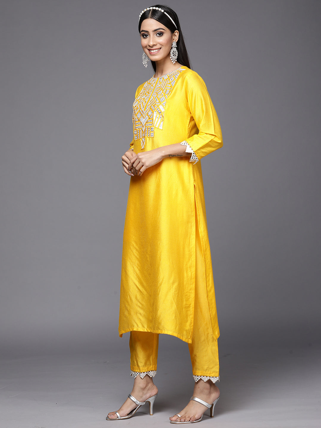 holi outfit for women, holi outfit ideas, holi outfit for men, holi outfit for girls, holi outfit for baby girl, holi outfit for baby boy, holi outfit pinterest, holi outfit ideas men, holi outfits for kids, Eid Outfits, Eid Collection, New Kurta Sets, Salwar Suits for Eid, women's day outfit ideas, women's day outfits, Co-Ords, V-Neck dresses, Round Neck suits, Cotton Kurta Sets, Heavy Outfits For Eid, Pakistani Outfits, Pakistani Kurta Sets, Pakistani Dresses for women