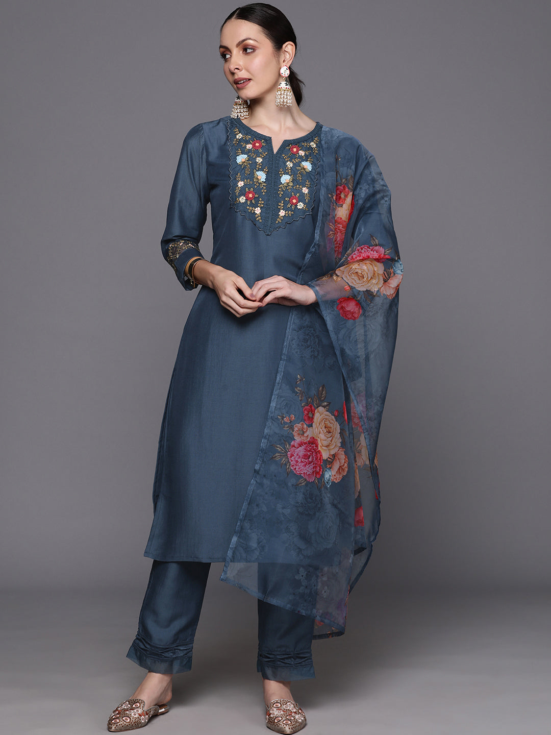 Suitsforwomen, womensuit, cottonsuits, partysuitsforwomen, dressforwomen, pakistanisuits, weddingsuits, womensuitsonline, myntrasuits, designersuitsforwomen, bestsuitforwomen, whitesuitsforwomen, clothingonlinesites, clothingbrand, RakshaBandhan, Newfashion, rakshabandhan gift, rakshabandhan suit, rakshabandhangiftsister, rakshabandhankurtaset, rakshabandhan dress for women, festive ethnic, festivekurtaset, festivesuits, casual wear women, partydresswomen, weddingkurtisforwomen, weddingwearsuit, libassuit