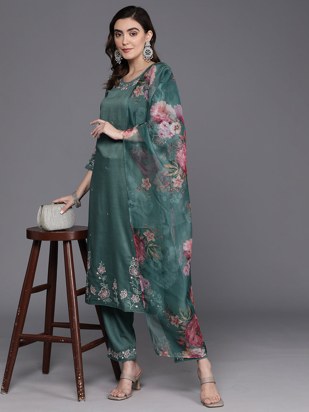 Suitsforwomen, womensuit, cottonsuits, partysuitsforwomen, dressforwomen, pakistanisuits, weddingsuits, womensuitsonline, myntrasuits, designersuitsforwomen, bestsuitforwomen, whitesuitsforwomen, clothingonlinesites, clothingbrand, RakshaBandhan, Newfashion, rakshabandhan gift, rakshabandhan suit, rakshabandhangiftsister, rakshabandhankurtaset, rakshabandhan dress for women, festive ethnic, festivekurtaset, festivesuits, casual wear women, partydresswomen, weddingkurtisforwomen, weddingwearsuit, libassuit