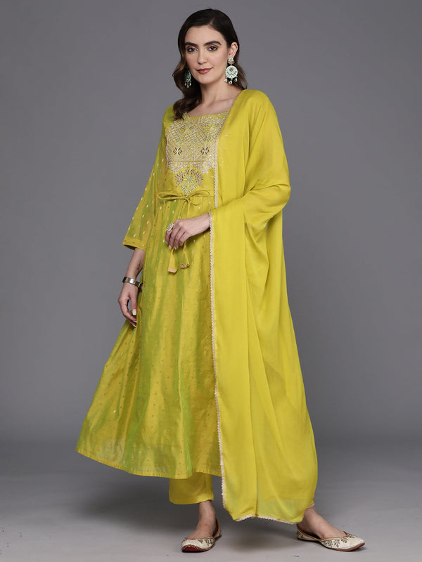 holi outfit for women, holi outfit ideas, holi outfit for men, holi outfit for girls, holi outfit for baby girl, holi outfit for baby boy, holi outfit pinterest, holi outfit ideas men, holi outfits for kids, Eid Outfits, Eid Collection, New Kurta Sets, Salwar Suits for Eid, women's day outfit ideas, women's day outfits, Co-Ords, V-Neck dresses, Round Neck suits, Cotton Kurta Sets, Heavy Outfits For Eid, Pakistani Outfits, Pakistani Kurta Sets, Pakistani Dresses for women