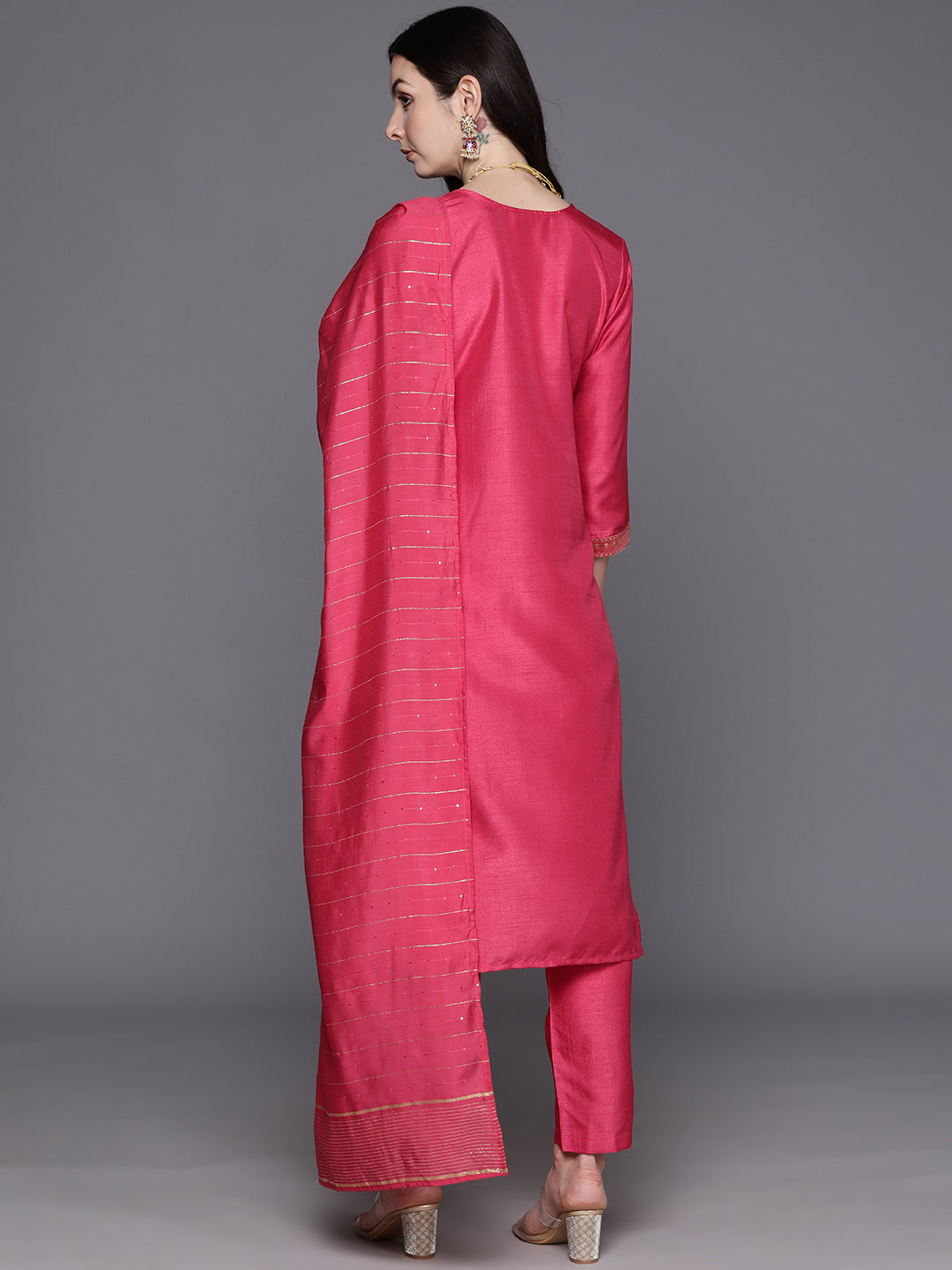 holi outfit for women, holi outfit ideas, holi outfit for men, holi outfit for girls, holi outfit for baby girl, holi outfit for baby boy, holi outfit pinterest, holi outfit ideas men, holi outfits for kids, Eid Outfits, Eid Collection, New Kurta Sets, Salwar Suits for Eid, women's day outfit ideas, women's day outfits, Co-Ords, V-Neck dresses, Round Neck suits, Cotton Kurta Sets, Heavy Outfits For Eid, Pakistani Outfits, Pakistani Kurta Sets, Pakistani Dresses for women