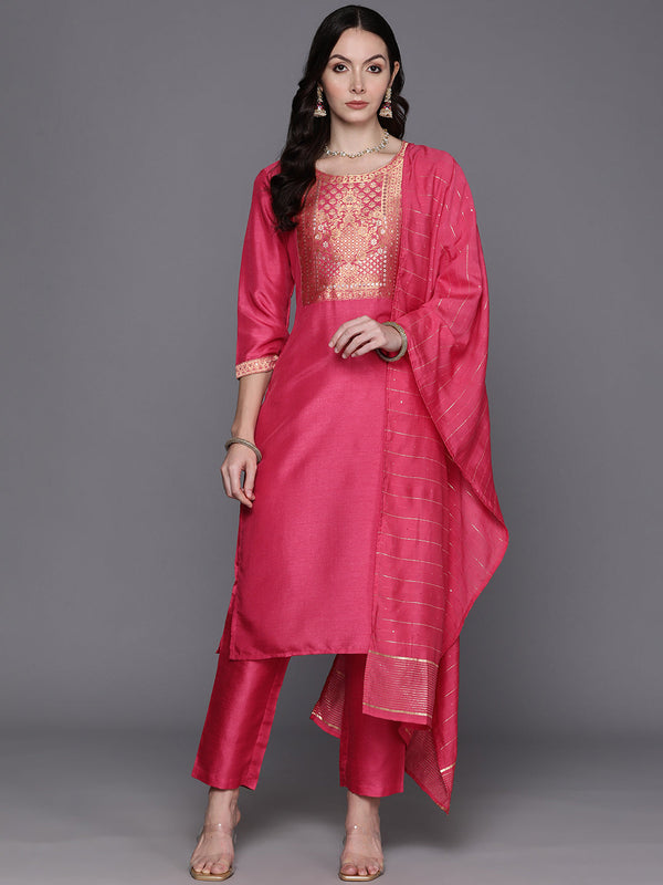 holi outfit for women, holi outfit ideas, holi outfit for men, holi outfit for girls, holi outfit for baby girl, holi outfit for baby boy, holi outfit pinterest, holi outfit ideas men, holi outfits for kids, Eid Outfits, Eid Collection, New Kurta Sets, Salwar Suits for Eid, women's day outfit ideas, women's day outfits, Co-Ords, V-Neck dresses, Round Neck suits, Cotton Kurta Sets, Heavy Outfits For Eid, Pakistani Outfits, Pakistani Kurta Sets, Pakistani Dresses for women