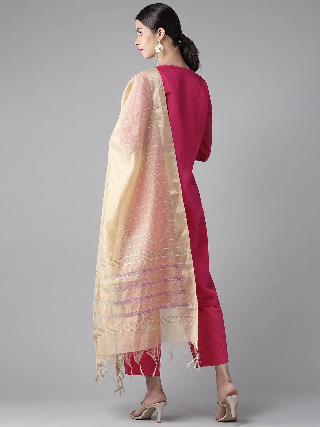 holi outfit for women, holi outfit ideas, holi outfit for men, holi outfit for girls, holi outfit for baby girl, holi outfit for baby boy, holi outfit pinterest, holi outfit ideas men, holi outfits for kids, Eid Outfits, Eid Collection, New Kurta Sets, Salwar Suits for Eid, women's day outfit ideas, women's day outfits, Co-Ords, V-Neck dresses, Round Neck suits, Cotton Kurta Sets, Heavy Outfits For Eid, Pakistani Outfits, Pakistani Kurta Sets, Pakistani Dresses for women