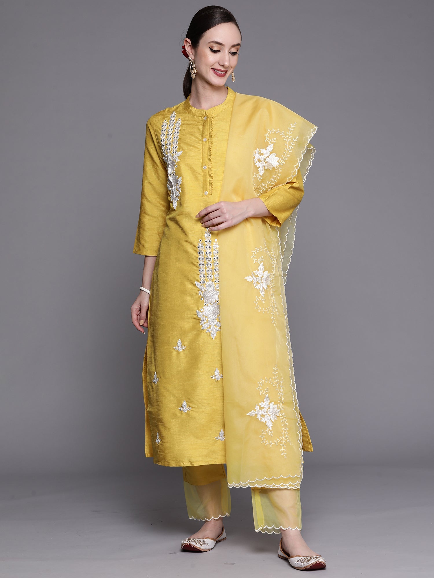 Ethnic Wear, Ethnic Dress, Valentine's Day, Valentine, Red valentine, Red Kurta sets, Red Dresses, Dress for Holi, Outfit ideas, New Dresses, Trending outfits, Valentine special, valentine week, valentine 2025, The Holiday, Dress ideas, Trusted Brands, New Clothing brands, Myntra, Mytra Dresses, Outfits, Women Outfits, Girls Outfits, Women Dresses, Women special, Girls Dresses, For Women, Gift Ideas, Libas Dresses, Wforwomen, The Loom, Janasya, Together AI, AI, Nature images, Nature, The month of love