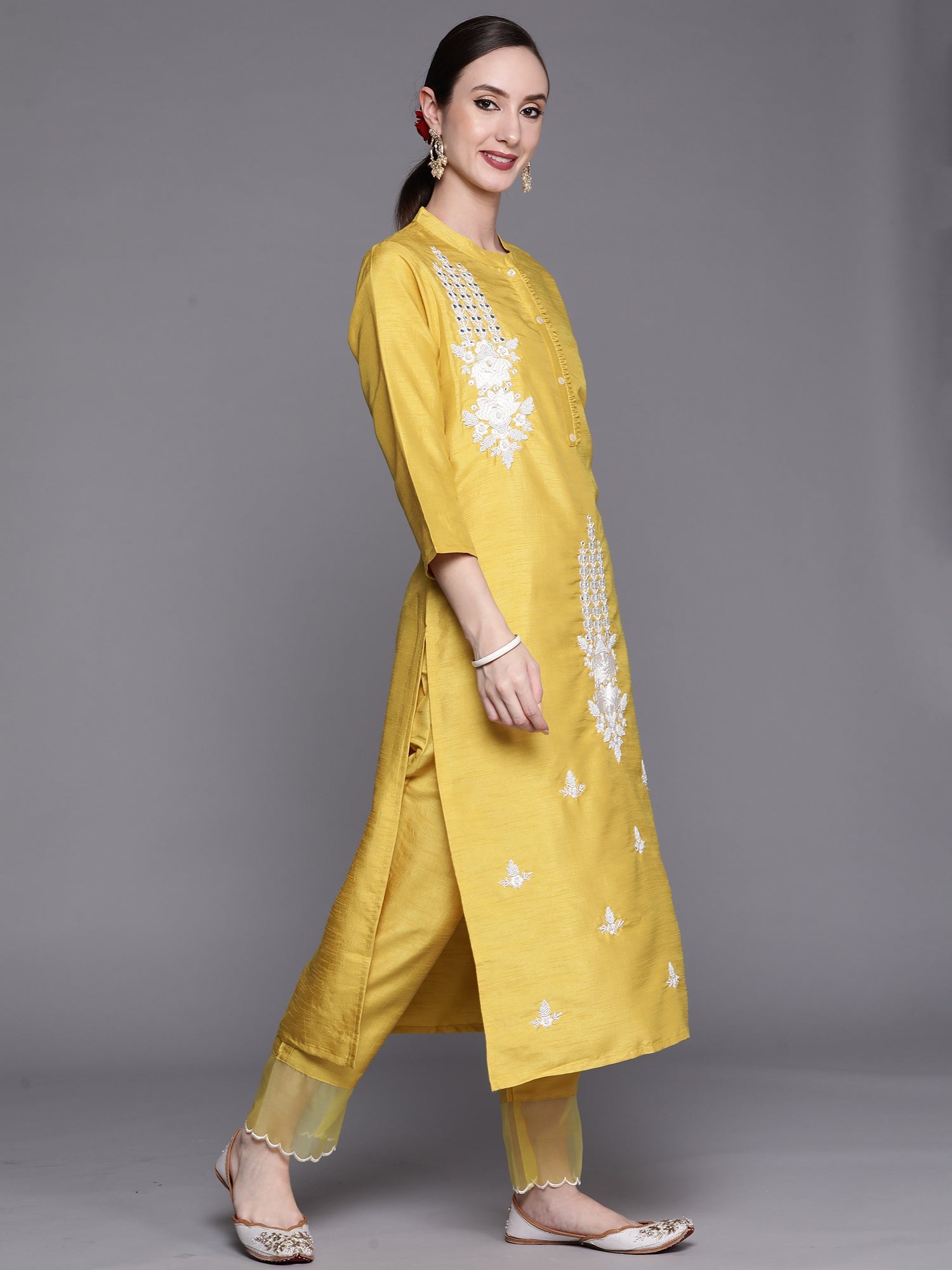 Ethnic Wear, Ethnic Dress, Valentine's Day, Valentine, Red valentine, Red Kurta sets, Red Dresses, Dress for Holi, Outfit ideas, New Dresses, Trending outfits, Valentine special, valentine week, valentine 2025, The Holiday, Dress ideas, Trusted Brands, New Clothing brands, Myntra, Mytra Dresses, Outfits, Women Outfits, Girls Outfits, Women Dresses, Women special, Girls Dresses, For Women, Gift Ideas, Libas Dresses, Wforwomen, The Loom, Janasya, Together AI, AI, Nature images, Nature, The month of love