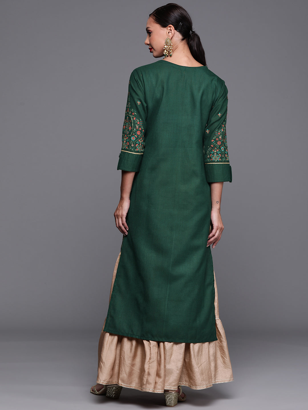 Suitsforwomen, womensuit, cottonsuits, partysuitsforwomen, dressforwomen, pakistanisuits, weddingsuits, womensuitsonline, myntrasuits, designersuitsforwomen, bestsuitforwomen, whitesuitsforwomen, clothingonlinesites, clothingbrand, RakshaBandhan, Newfashion, rakshabandhan gift, rakshabandhan suit, rakshabandhangiftsister, rakshabandhankurtaset, rakshabandhan dress for women, festive ethnic, festivekurtaset, festivesuits, casual wear women, partydresswomen, weddingkurtisforwomen, weddingwearsuit, libassuit